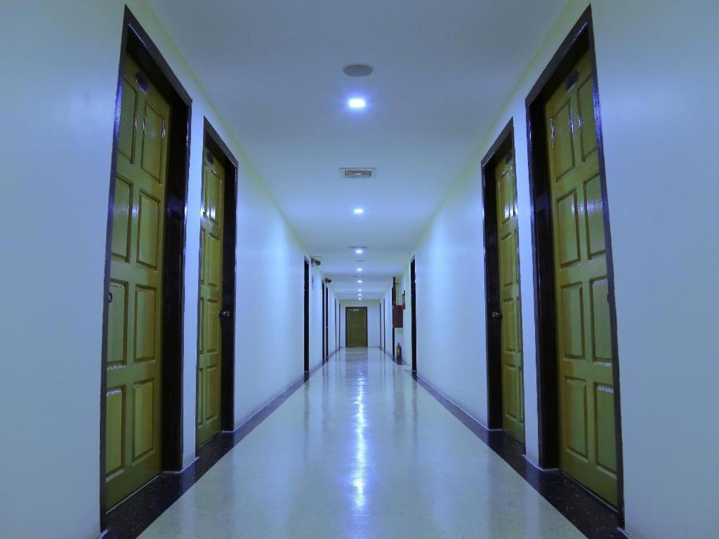 King & Queen Hotel Monywa Exteriör bild