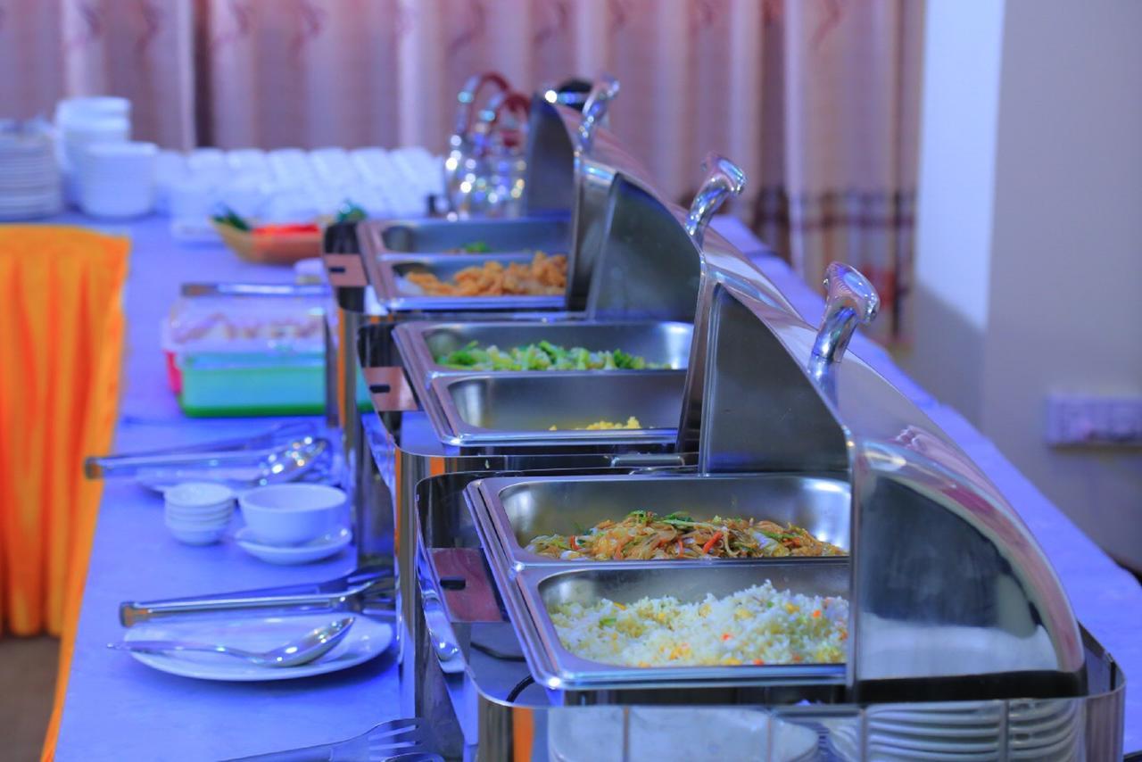 King & Queen Hotel Monywa Exteriör bild