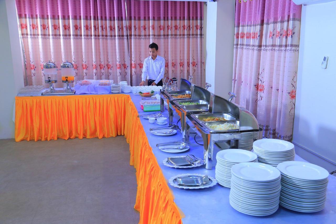King & Queen Hotel Monywa Exteriör bild