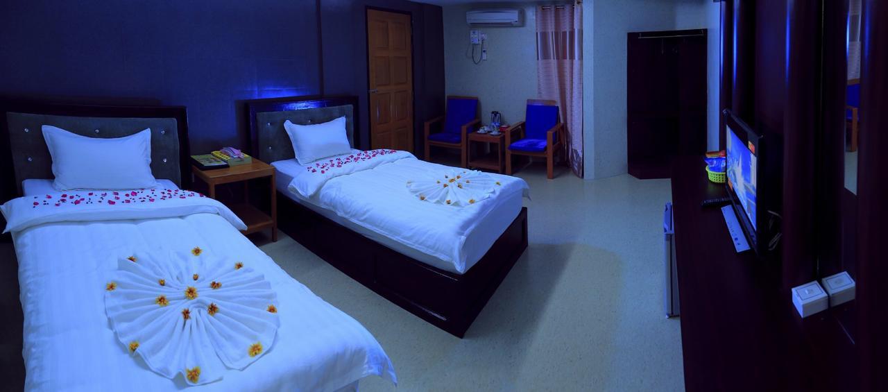 King & Queen Hotel Monywa Exteriör bild